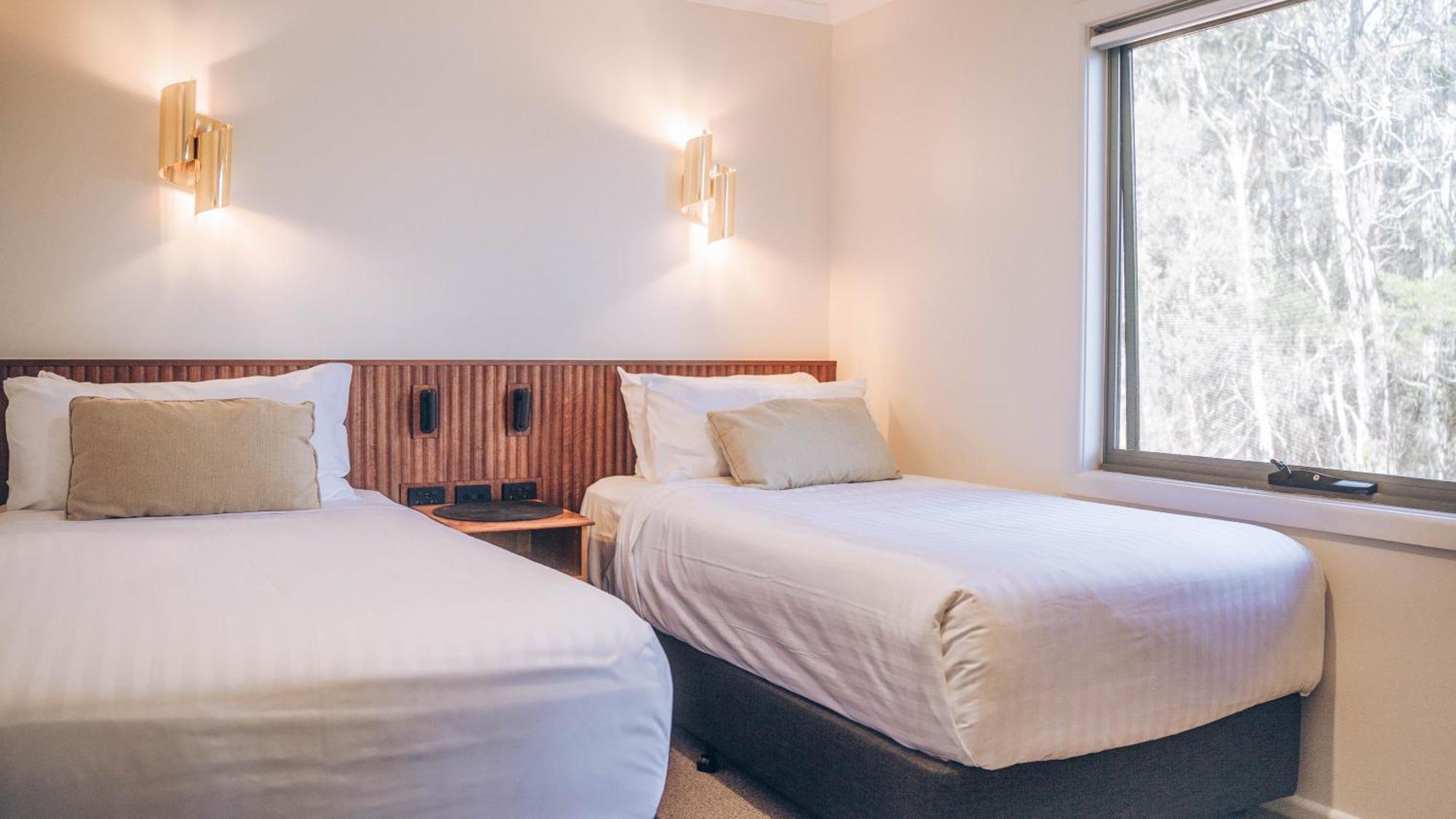 Risby Cove Boutique Hotel Strahan Εξωτερικό φωτογραφία
