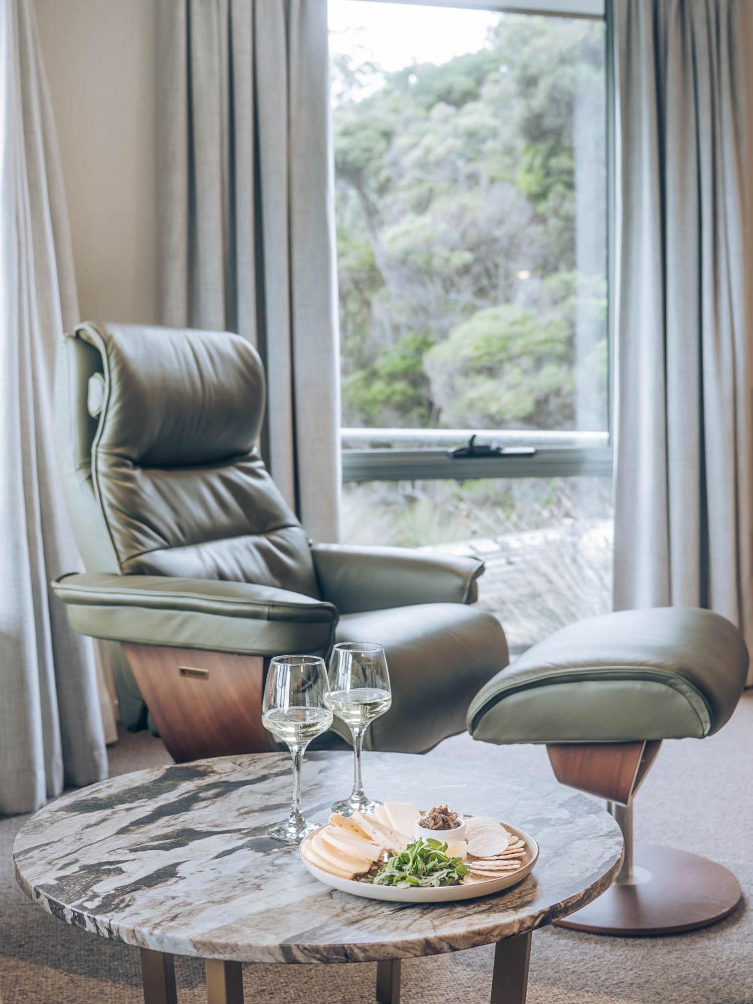 Risby Cove Boutique Hotel Strahan Εξωτερικό φωτογραφία